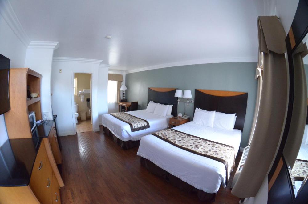 Queen Room with Two Queen Beds