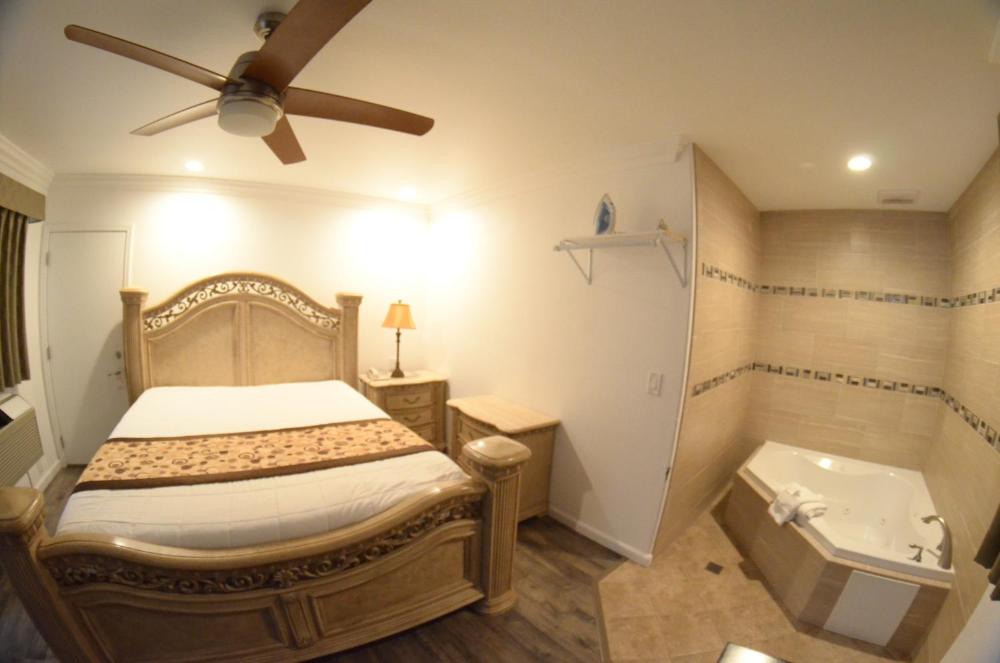 King Suite with Spa Access